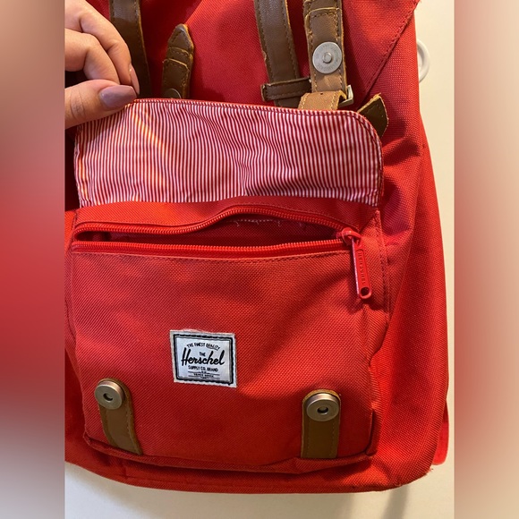 Herschel Backpack 🎒 - Picture 4 of 8